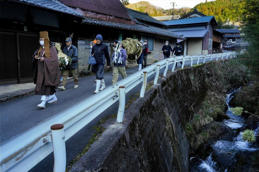 正四位「せせらぎをゆく」西村充康様の写真