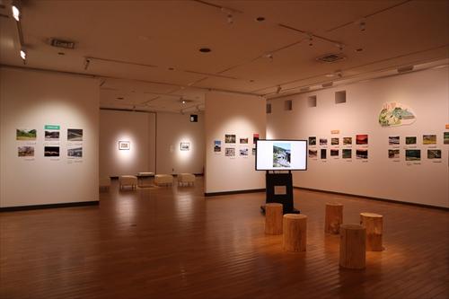 写真展会場内の画像