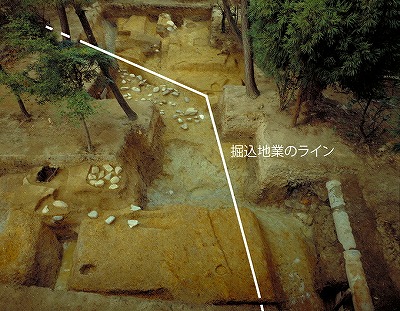 （７３）姿を現した西の大寺＝上.jpg